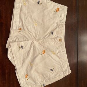 Ralph Lauren Cream Shorts with Floral Embroidery